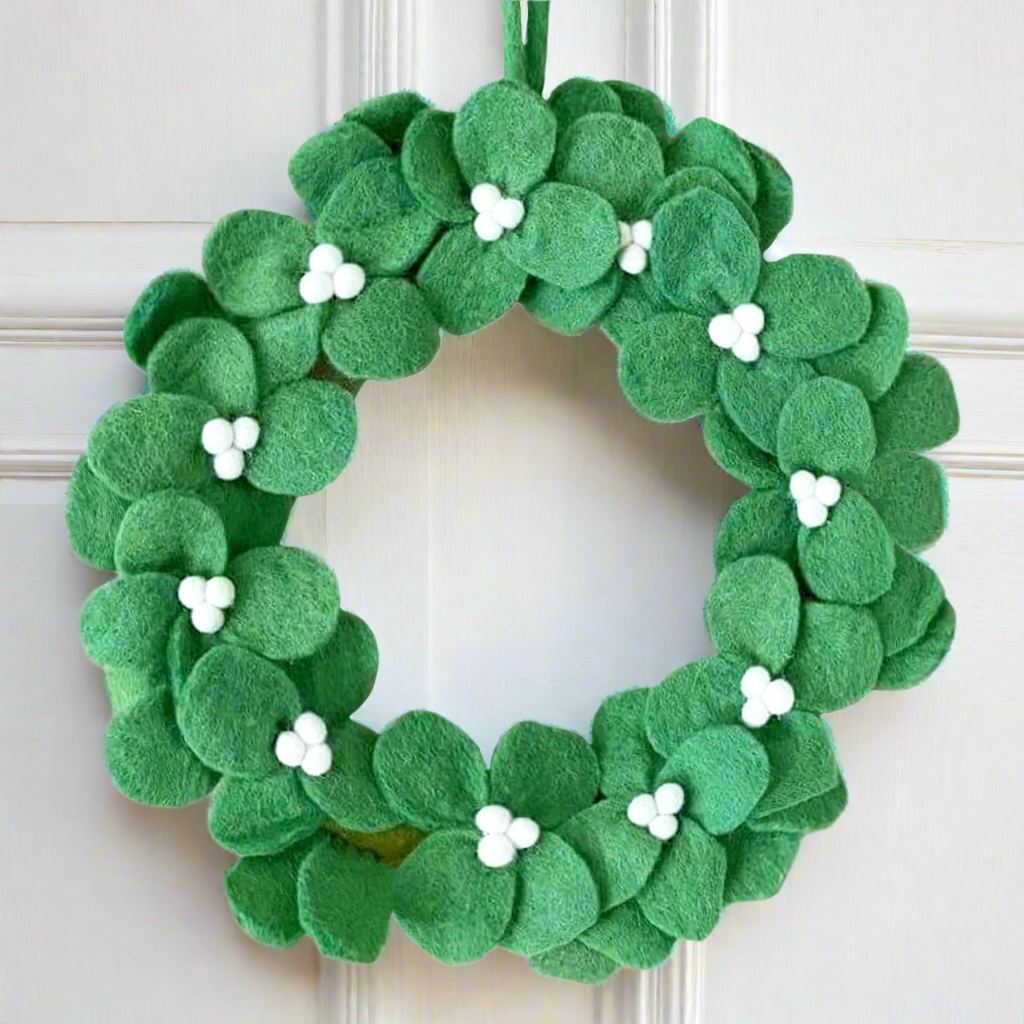 Green Clover Leaf Wreath