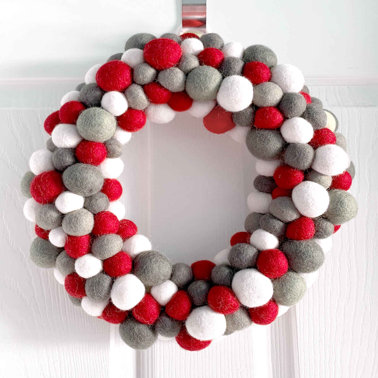 Wool Pom-Pom Wreath
